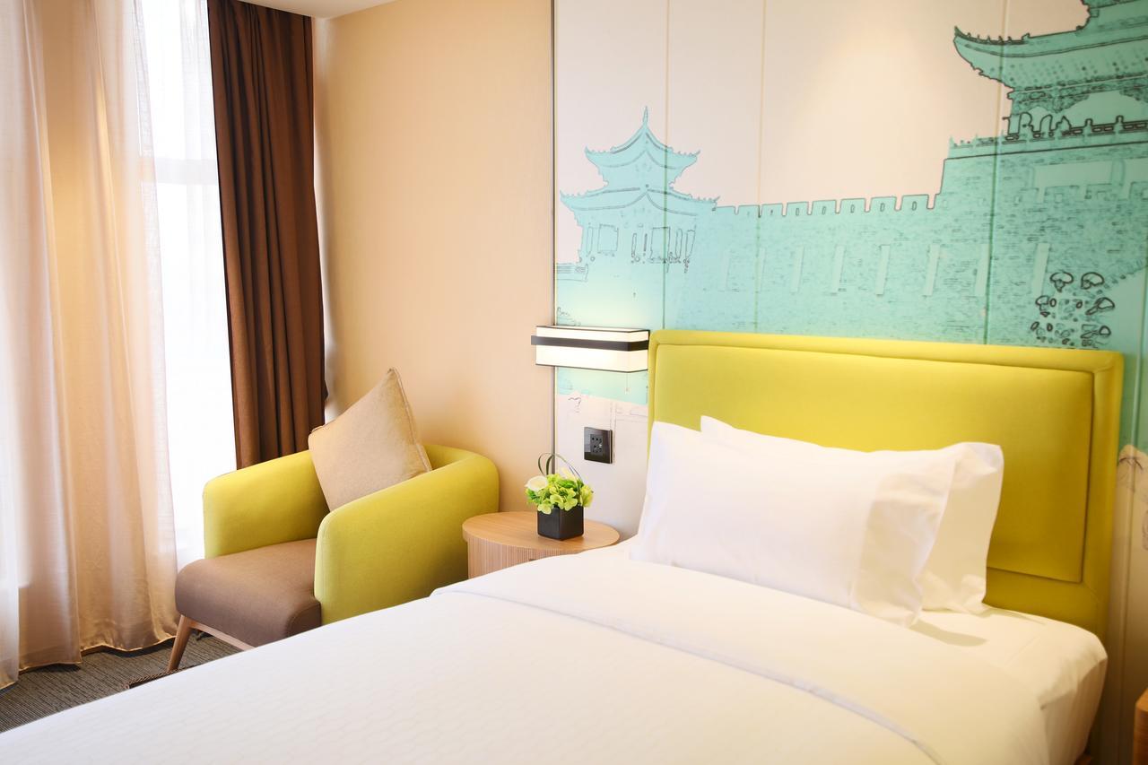 Hampton By Hilton Qujin Hotel Qujing Exterior photo