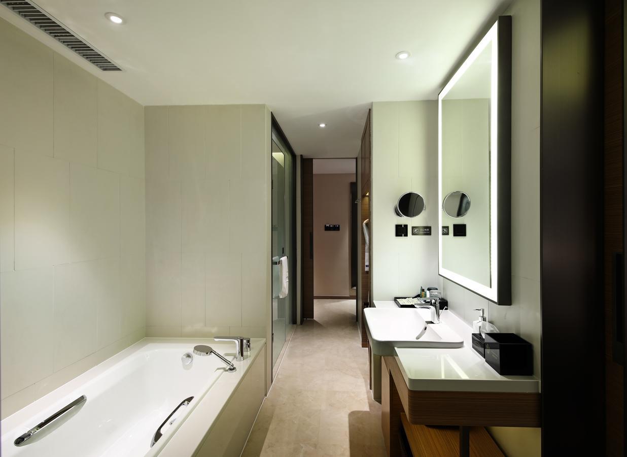 Hampton By Hilton Qujin Hotel Qujing Exterior photo