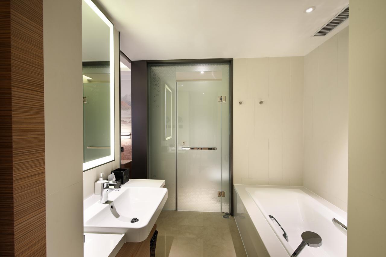 Hampton By Hilton Qujin Hotel Qujing Exterior photo